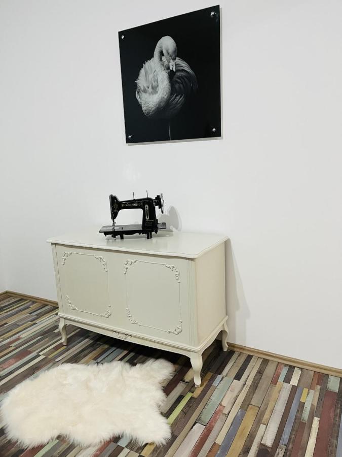 Center Retro Apartment Ni Extérieur photo